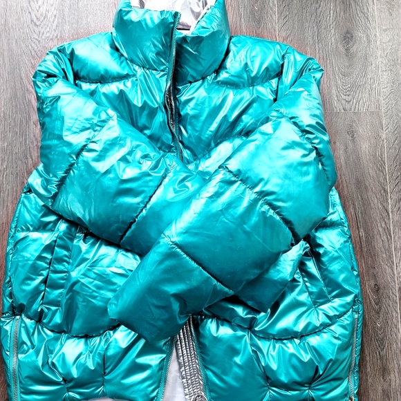 💙 Metallic turquoise jacket 💙 - Picture 2 of 2